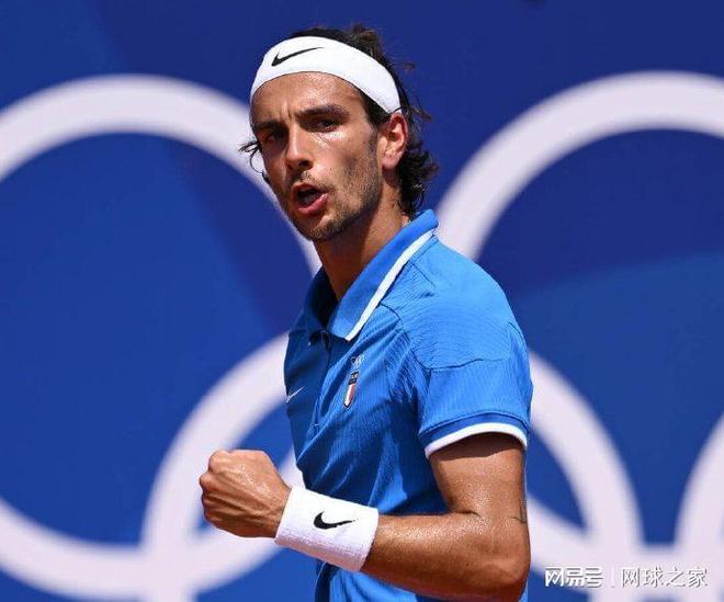 色球员加上 色球员加上