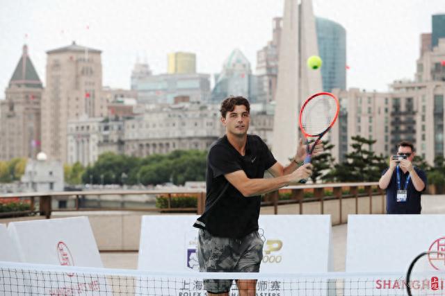 竞技本身的 竞技本身的