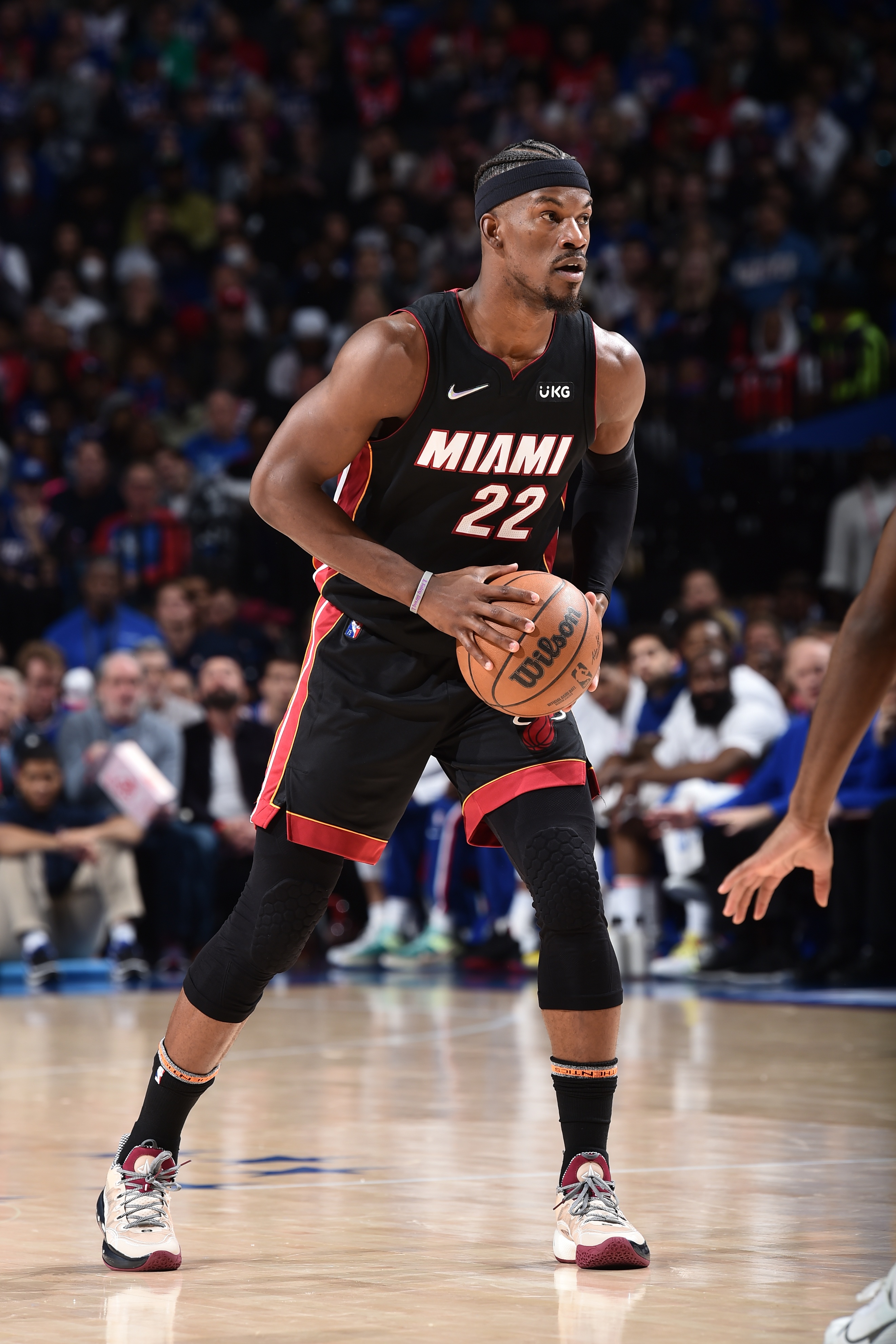 系中依然有 系中依然有