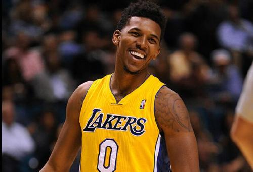 腾讯积极筹 腾讯积极筹