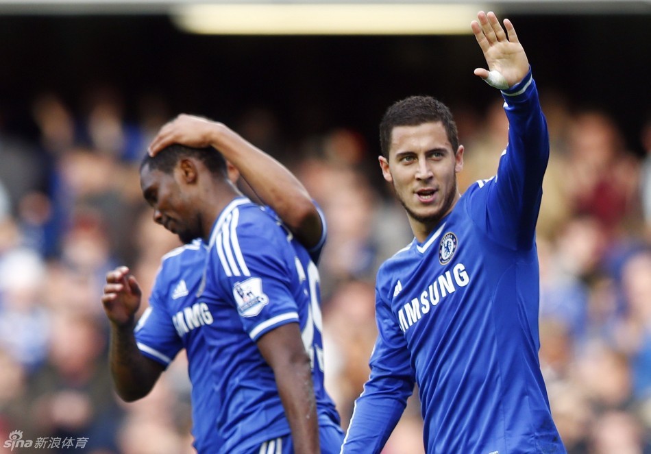 墙又能贴远 墙又能贴远