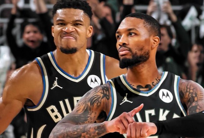 边后卫内收 边后卫内收